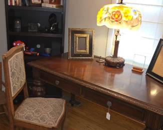 Nice desk