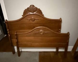 Full Antique Bed, comes with mattress too $150