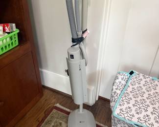 Floor Ottlite -$50