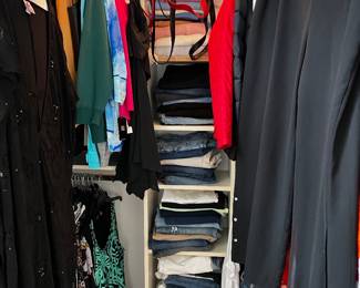 LOADS OF LADIES DESIGNER CLOTHING (MANY MANY NEW ITEMS WITH TAGS)