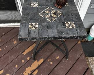 OUTDOOR TILE TABLE