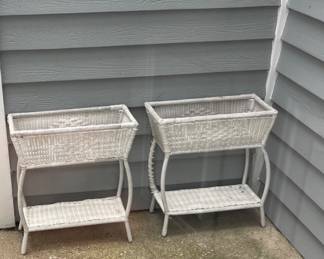 WICKER PLANTERS