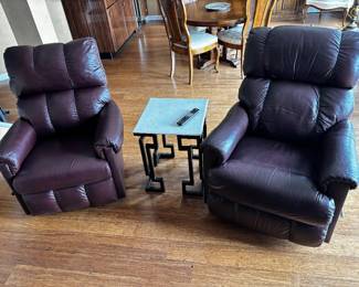 LAY-Z-BOY RECLINER AND A LAY-Z-BOY SWIVEL ROCKER RECLINER