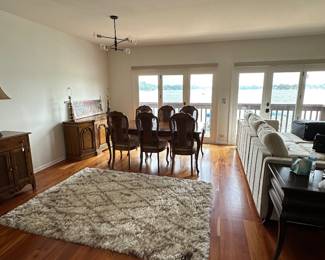 AREA RUGS