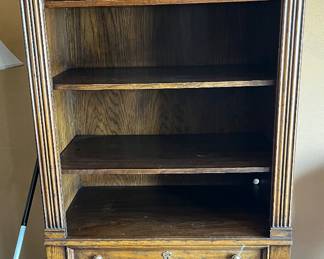 BOOKCASE/CABINET