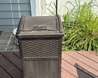OUTDOOR ITEMS