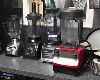 Vitamix Creations Turbo Blender Vitamix S- Series blender Ninja blender