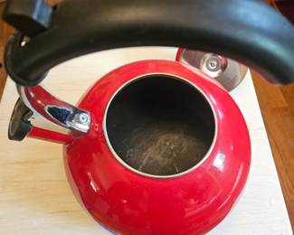 Red Whistling Kettle second image