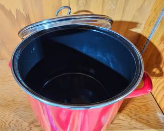 Red Enamel Stock Pot second image