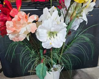 Artificial Amaryllis Flower Arrangement
