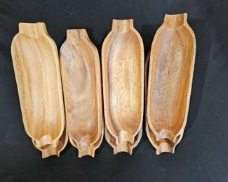 Monkey Pod Corn Holders Set