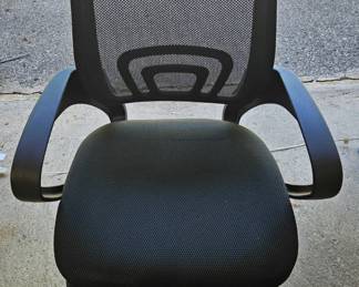 Black Mesh Office Chair