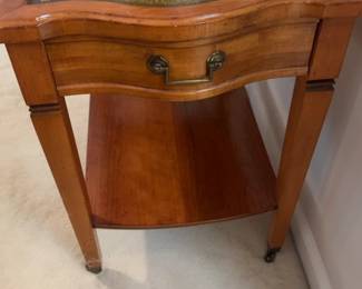 25”x22”x16” French Provincial Side Table with Leather Inlay