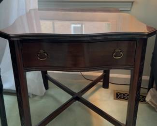 27”x22”x22” Ethan Allen Mahogany Chippendale Style Side Table with Drawer