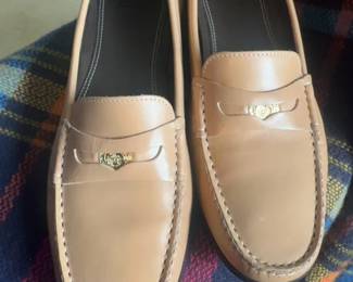 (6 1/2) Bally Tan Leather Penny Loafers with Gold Hardware