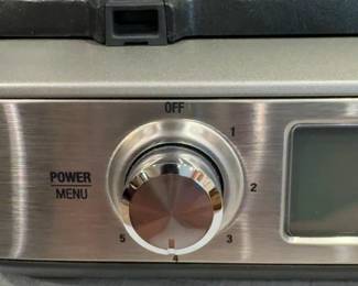 Breville Smart Waffle Pro 2-Slice Waffle Maker