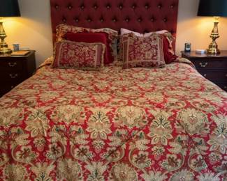 Queen Size Bed With Mattress and Bedding 