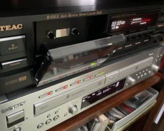 Teac R-616X Auto Reverse Stereo Cassette Deck - excellent condition / works great