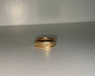 14k Gold Filigree Band Ring with Octagonal Profile