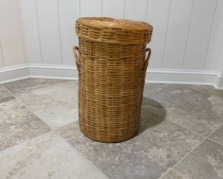 Wicker Laundry Hamper with Lid