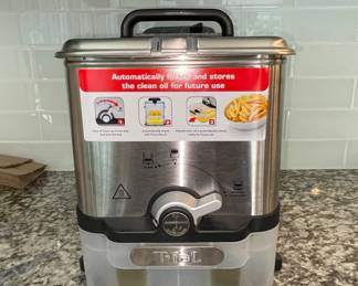 Tfal Ultimate EZ Clean Fryer