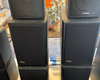Pinnacle Speakers