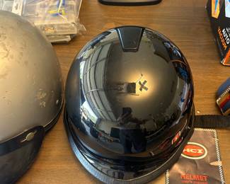 Motorcycle helmet