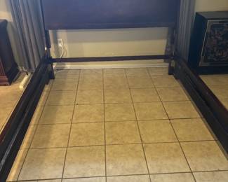  Queen Size Sleigh Bed