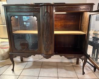Antique French Provincial Style sideboard/Cupboard w/Light