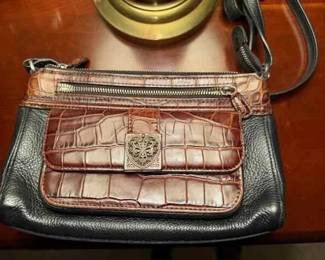 Several Briton handbags