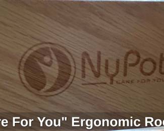 NuPot Care For You Ergonomic Rocking Chair fourth image