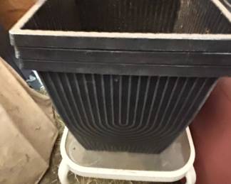 Assorted Plastic and Terracotta Planters third image