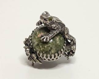 Silver Frog Ring with Epidote Gemstone