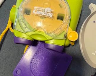 Discovery Channel Kids Binoculars with Playable Discs, Sit Solve Mazes Book, and WalkieTalkie Watches second image