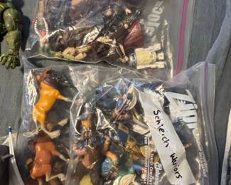 Assorted Collection of King Kong, Marvel, Star Wars, and Toy Animals Figures third image