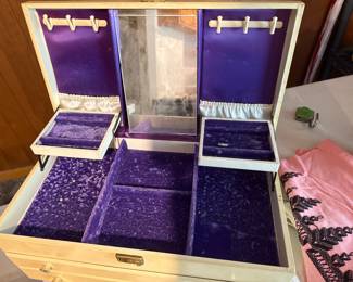 Vintage Jewelry Box