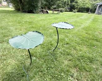 Metal Leaf Garden Pedestals Set of 