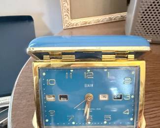 Elgin Automatic Calendar Travel Alarm Clock