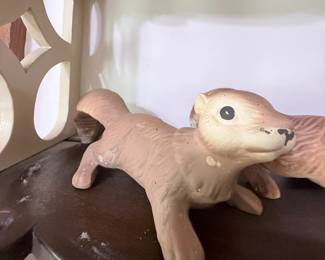 Vintage Ceramic Squirrel Wall Climber Figurines