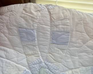 Vintage Double Wedding Ring Quilt