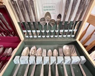 Holmes  Edwards  Inlaid Silverware Set