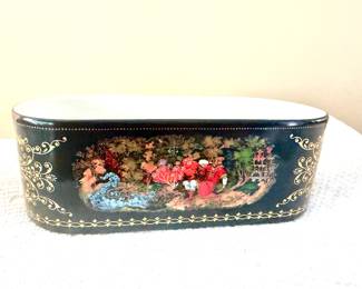 Russian Pelekh Porcelain Lacquer Box
