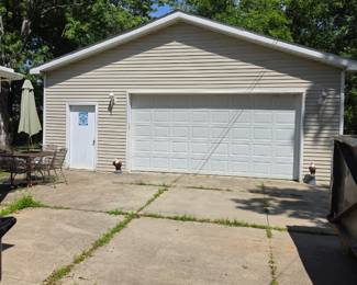 2.5 car garage!