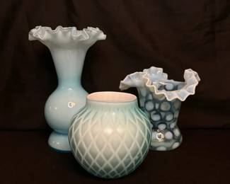 Vintage Fenton Blue With A Stunning Turquoise Diamond Patterned Vase
