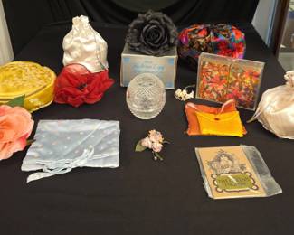 Avon Fostoria Egg Soap Dish, Hallmark Flower Garden Bridge Cards And Satin Jewelry Bags