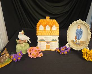 Vintage Cookie Jar, Crochet Flowers On Wire And More Porcelain Art