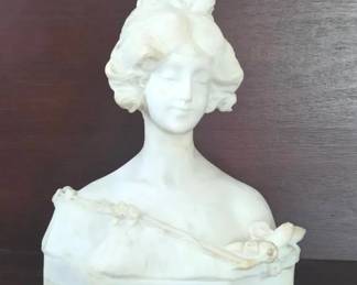 Vintage Hand Carved Italian Marble Bust Of A Maiden Statue
