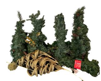Christmas Evergreen Pinecones Gold Glitter Stems