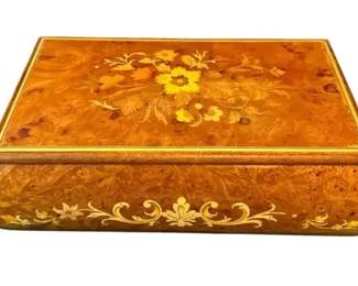 Beautiful vintage Italian Burl Wood and Marquetry Trinket and jewelry box with Reuge Movement