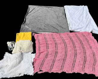 Pink Quilt w Gray Blanket, Yellow White Cloth Sheets